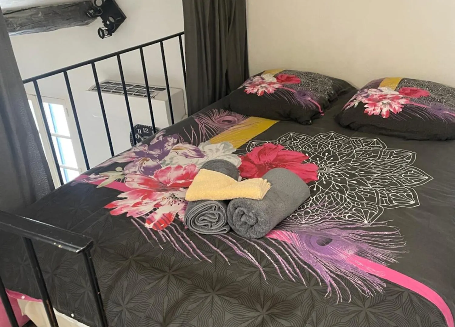 Studio Cosy Dans Le Centre-Ville Historique L'Isle-sur-la-Sorgue 0*,